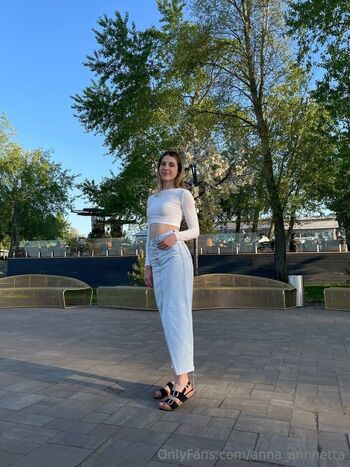 anna_annnetta
