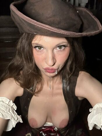 Anna Blossom