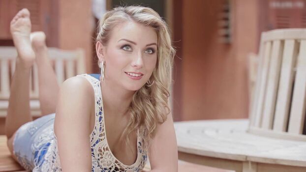 Anna-Carina Woitschack