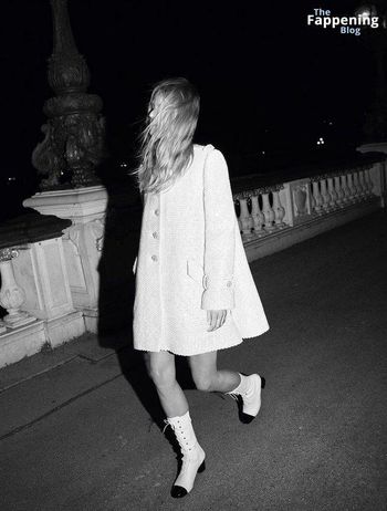 Anna Ewers