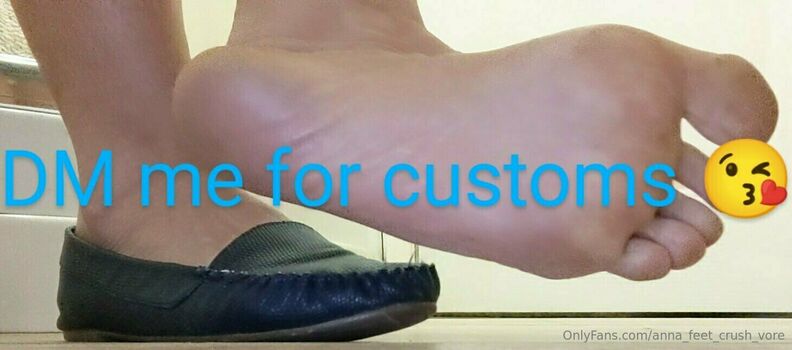 anna_feet_crush_vore