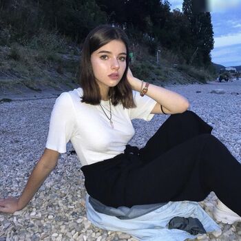 Anna-Maria / annvmariv / annvble