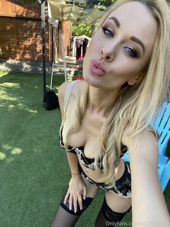 anna_mommyx