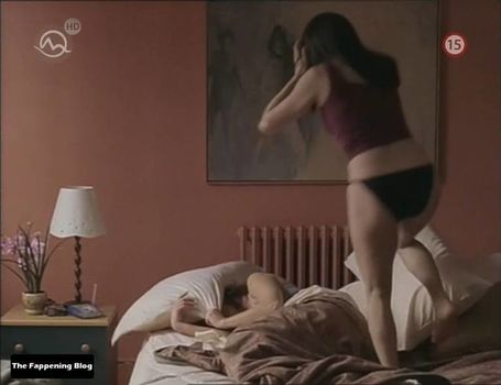 Anna Silk