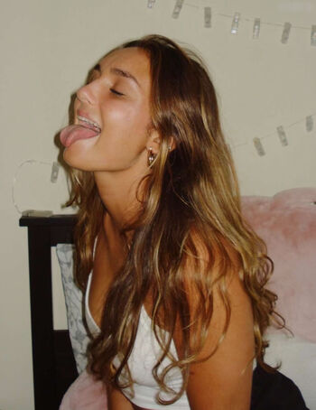 Annabelle Gesson