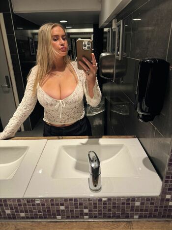 annabyknudsen