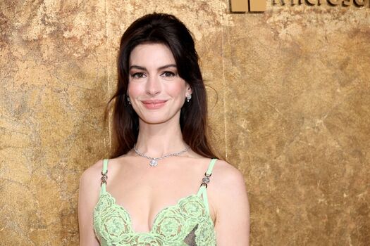Anne Hathaway