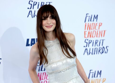Anne Hathaway