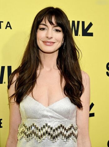 Anne Hathaway