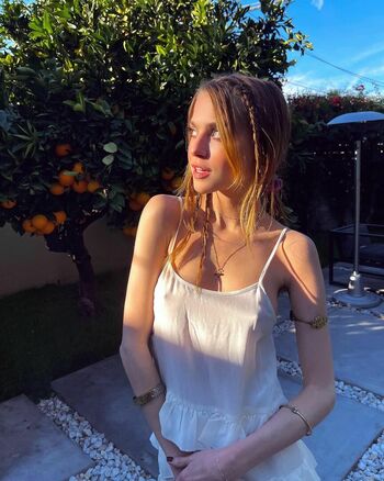 Anne Winters