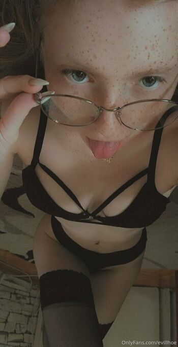 annefoxxx
