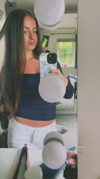 Annelise Brundell