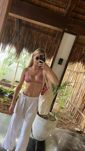 Annie Rose Nelson