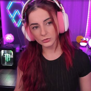 AnnieFuchsia