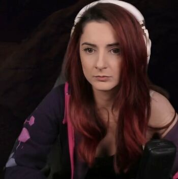 AnnieFuchsia