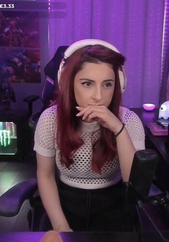 AnnieFuchsia