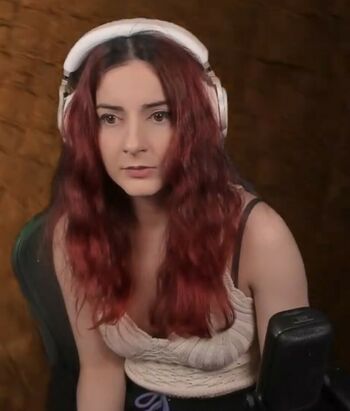AnnieFuchsia
