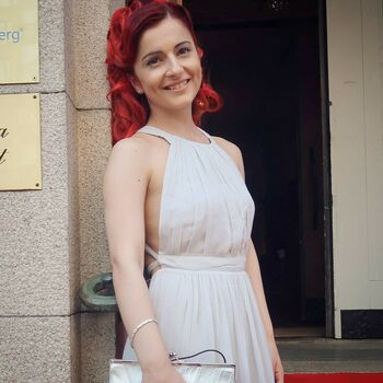 AnnieFuchsia