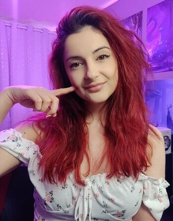 AnnieFuchsia