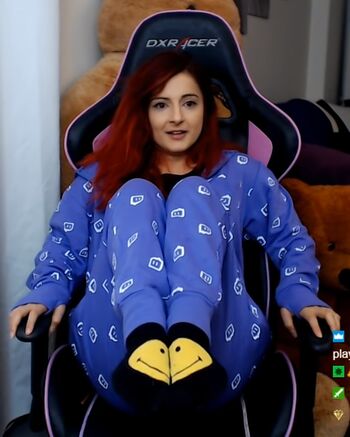 AnnieFuchsia