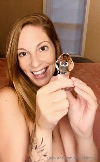 anniekingxxx_free