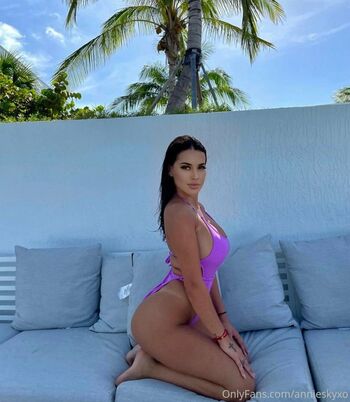 annieskye