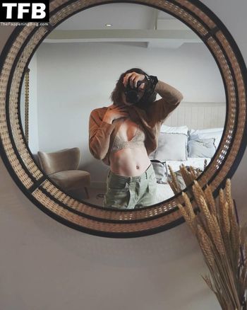 Anny Aurora