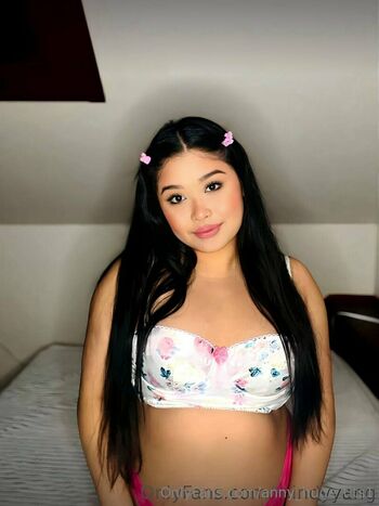 anny_huge_tits1