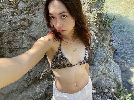 aphextwinsgirlfriend