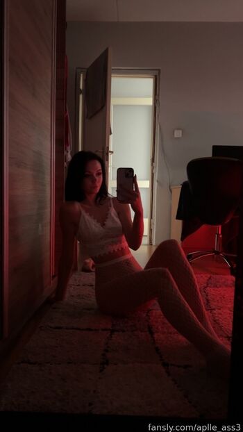 aplle_ass3