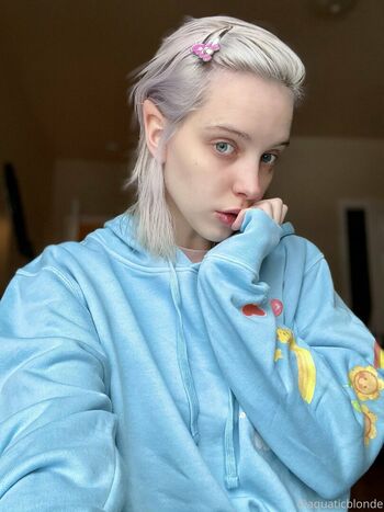 aquaticblonde