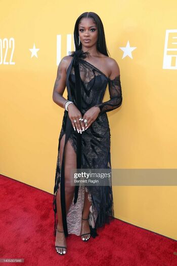 Ari Lennox
