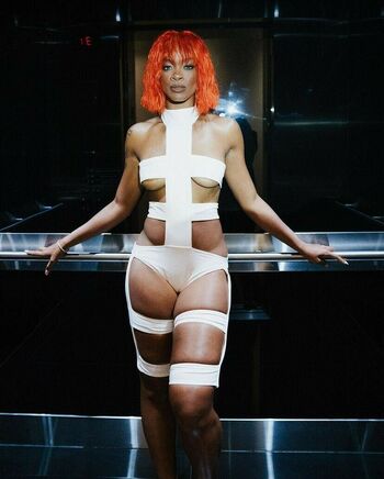 Ari Lennox