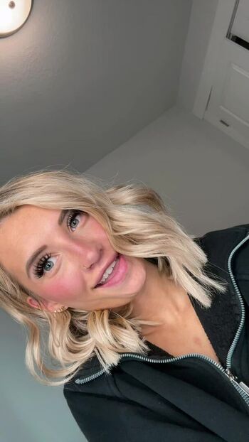 Aria Adams