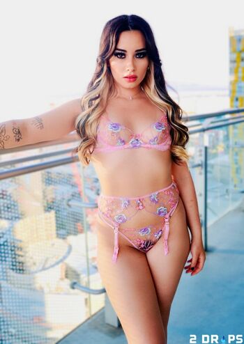 Aria Lee