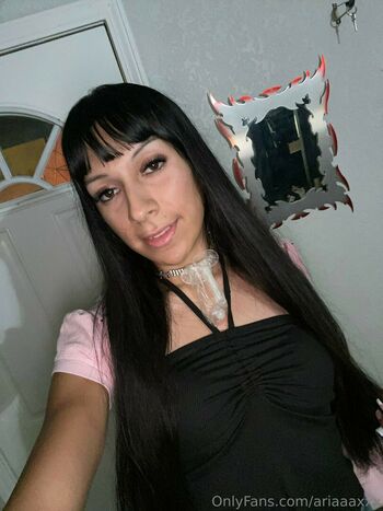 ariaaaxxx