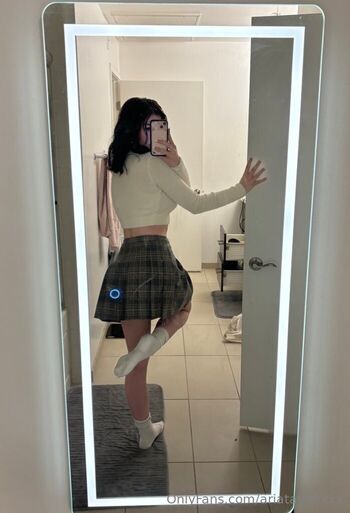 ariataylorxxx