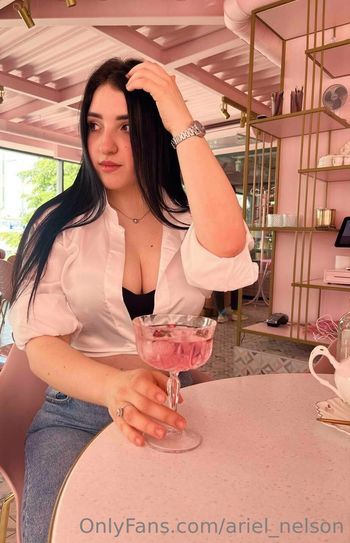 ariel_nelson