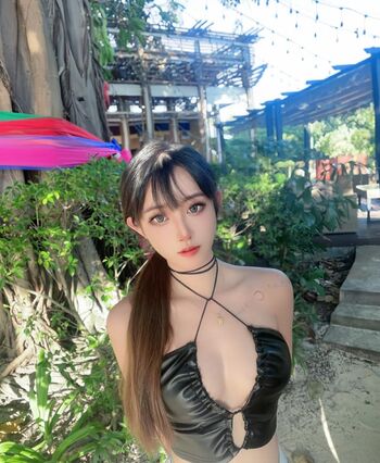 Arisa Cosplay
