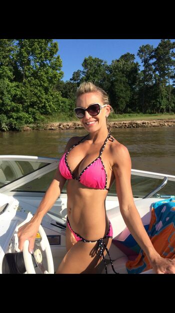 Asheley Verron