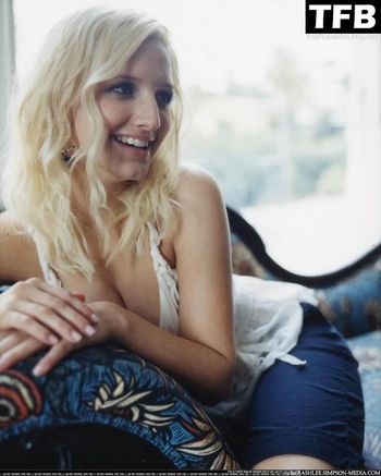 Ashlee Simpson Ross