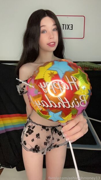 ashleighmoney13