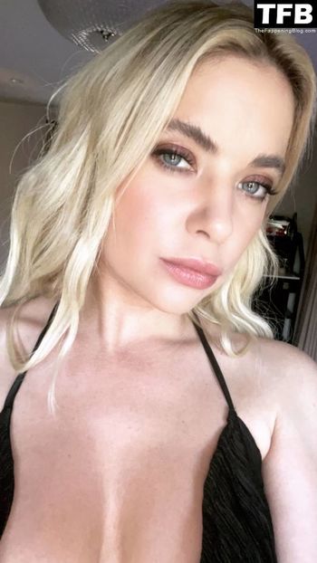 Ashley Benson