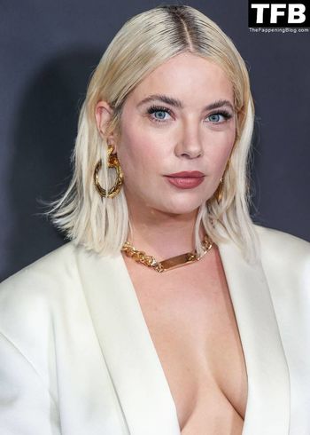 Ashley Benson