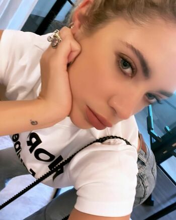 Ashley Benson
