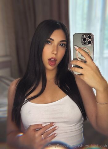 ashley_just_ash
