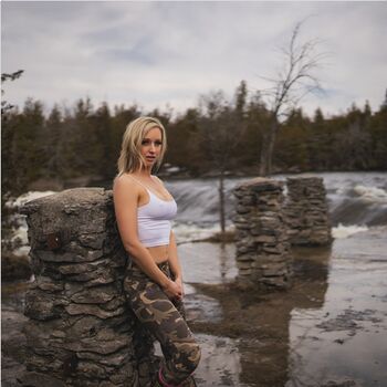 Ashley Lundqvist