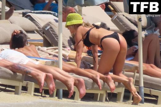 Ashley Roberts