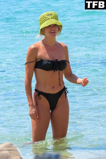 Ashley Roberts
