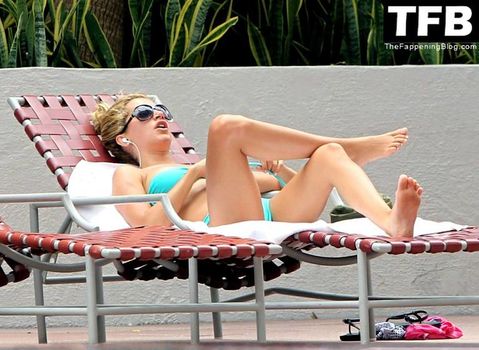 Ashley Tisdale